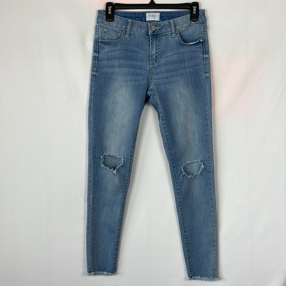 Celebrity Pink Mid-Rise Ankle Skinny Jeans with Holes and Raw Hem - Size 5 Jrs.